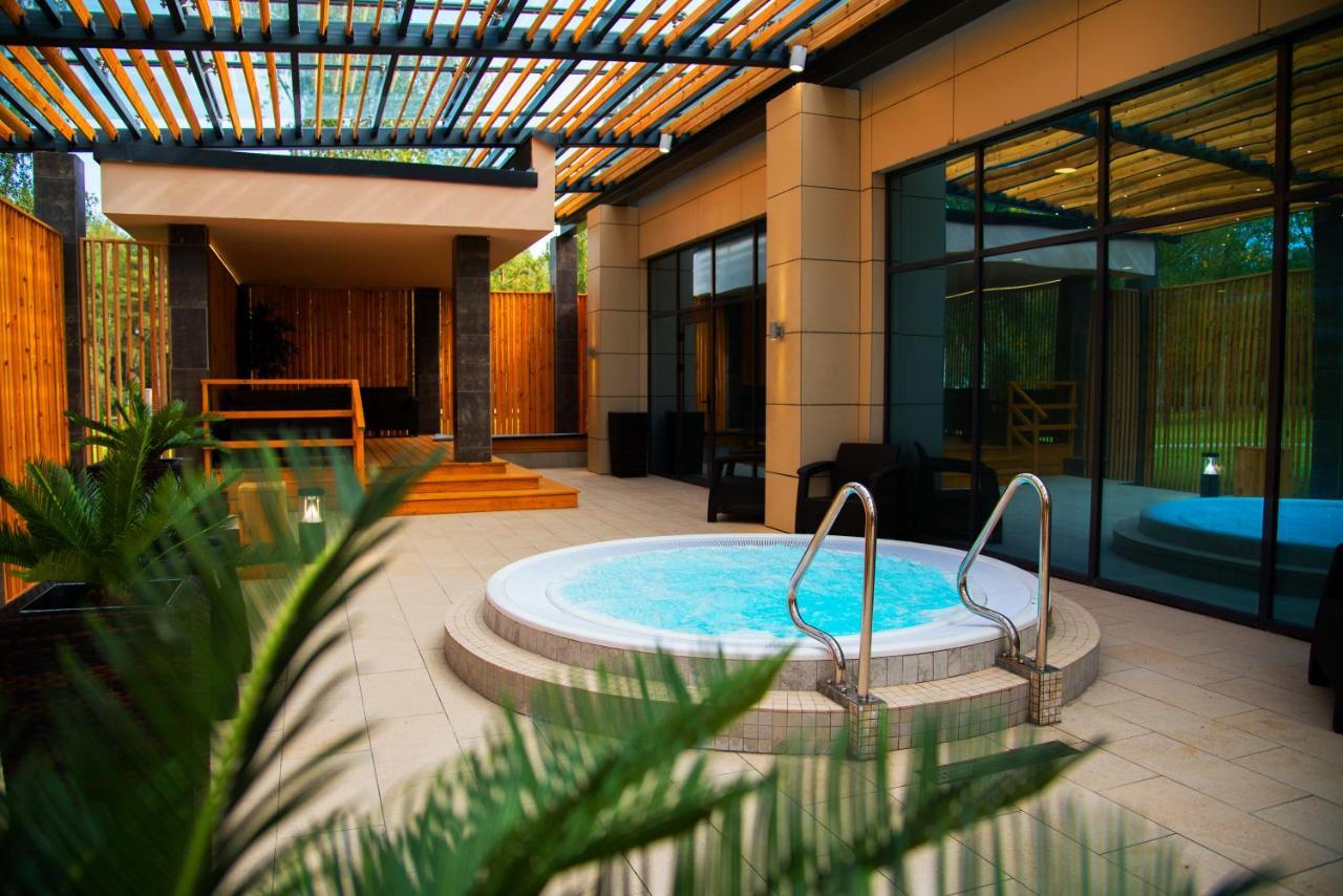 Berezka Health Resort & Spa Soligorsk Exterior photo